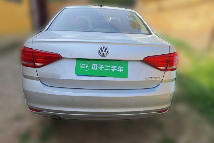 Used Volkswagen Lavida 2015 1.6L Manual Fashion Edition Rear