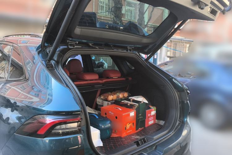 Used FORTHING T5 EVO 2021 1.5TD DCT Starry Edition Trunk