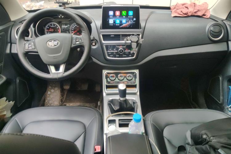 Used Bestune X40 2019 1.6L Manual Luxury Edition China VI
