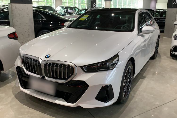 Used BMW 5 Series 2026 530Li Leading M Sport Package