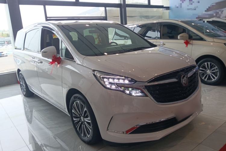 Used Buick GL8 2020 ES Land Cruiser 653T Flagship Model Front Right 45 Deg