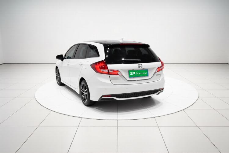 Used Honda Jade 2017 1.8L automatic Comfort version 5 seats Exterior 2