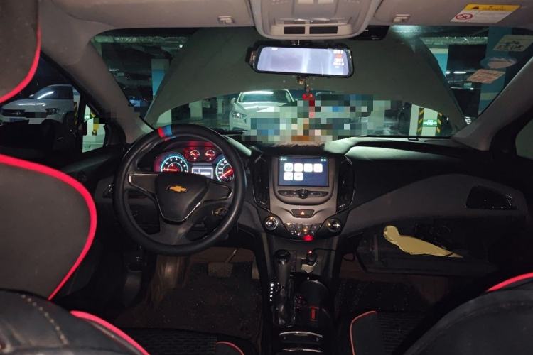 Used Chevrolet Cruze 2018 320 Automatic Pioneer Sunroof Edition