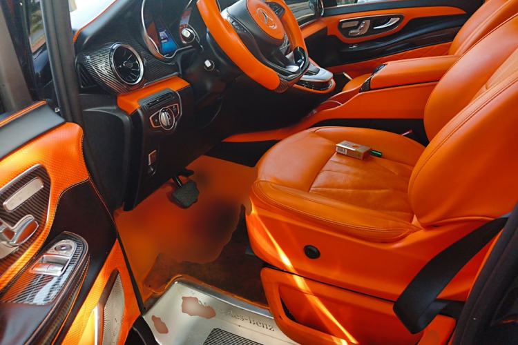 Used Mercedes-Benz V-Class 2021 V 260 Avantgarde Edition Left Front Seat