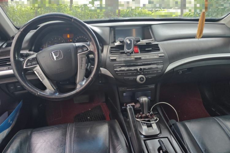 Used Honda Crosstour 2012 2.4L Luxury Edition Center Console