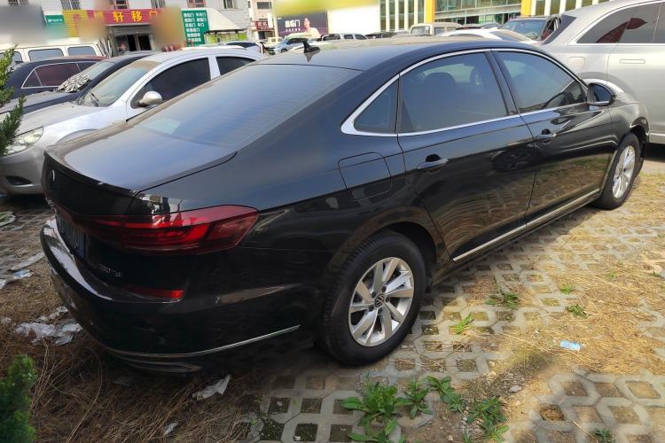 Used Volkswagen Passat 2023 Revised Version 280TSI Business Edition Rear Right 45 Deg