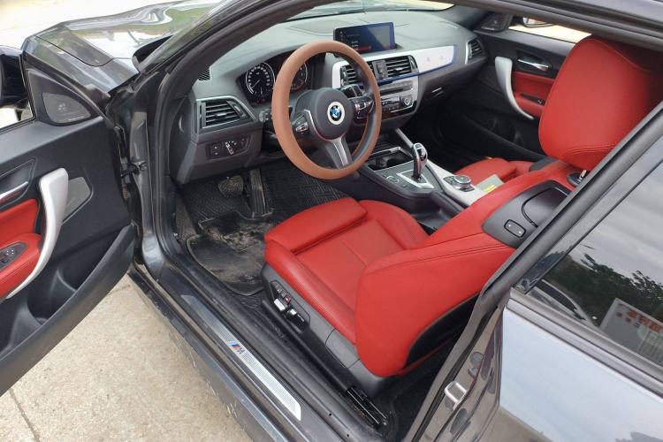 Used BMW 2 Series 2019 225i Luxury Model with M Sport Package Driver Seat