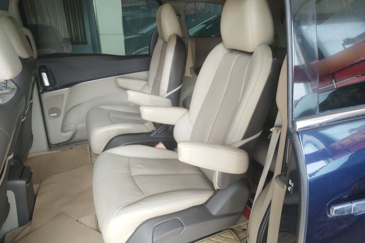 Used Buick GL8 2011 3.0L XT Luxury Business Flagship Edition Left Rear Seat