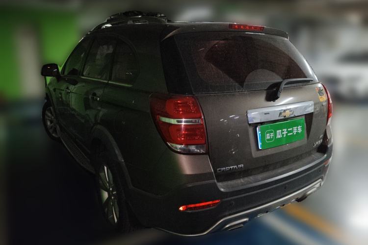 Used Chevrolet Captiva 2015 2.4L 4x4 Flagship Edition 7-Seater