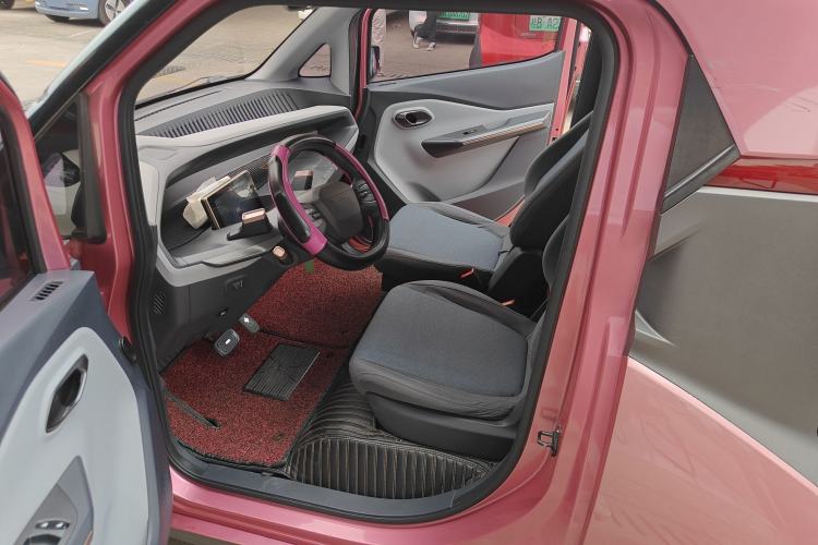 Used Baojun E200 2018 Intelligent Driving Edition Left Rear Seat