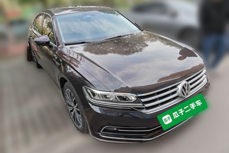 Used Volkswagen Phideon 2019 380TSI Two-Wheel Drive Business Edition China VI Standard
