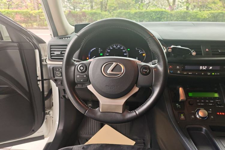 Used Lexus CT 2017 CT200h Elite Edition Solid Color China V Standard Steering Wheel