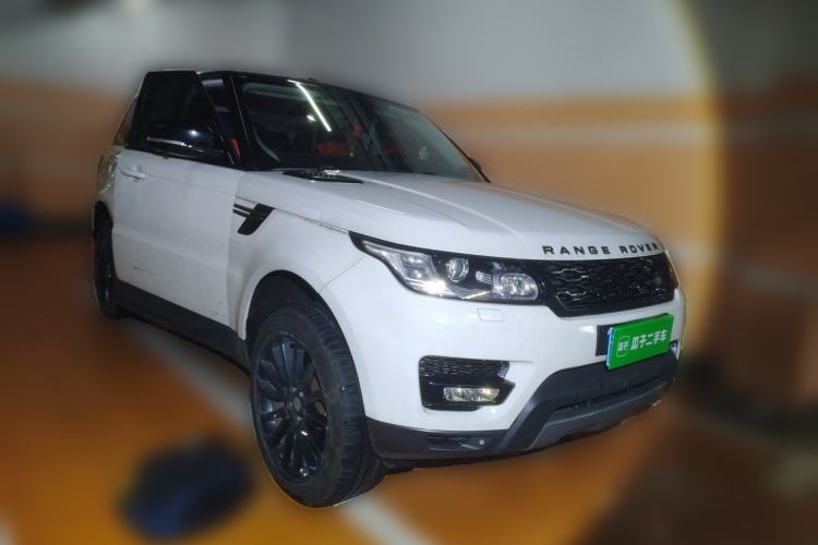 Used Land Rover Range Sport  Front Right 45 Deg