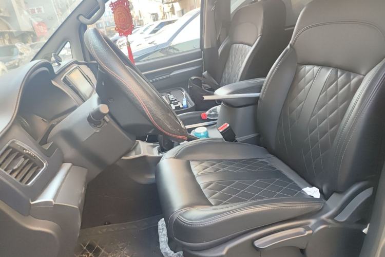 Used FORTHING Lingzhi 2020 M5 1.6L Luxury 7-Seater