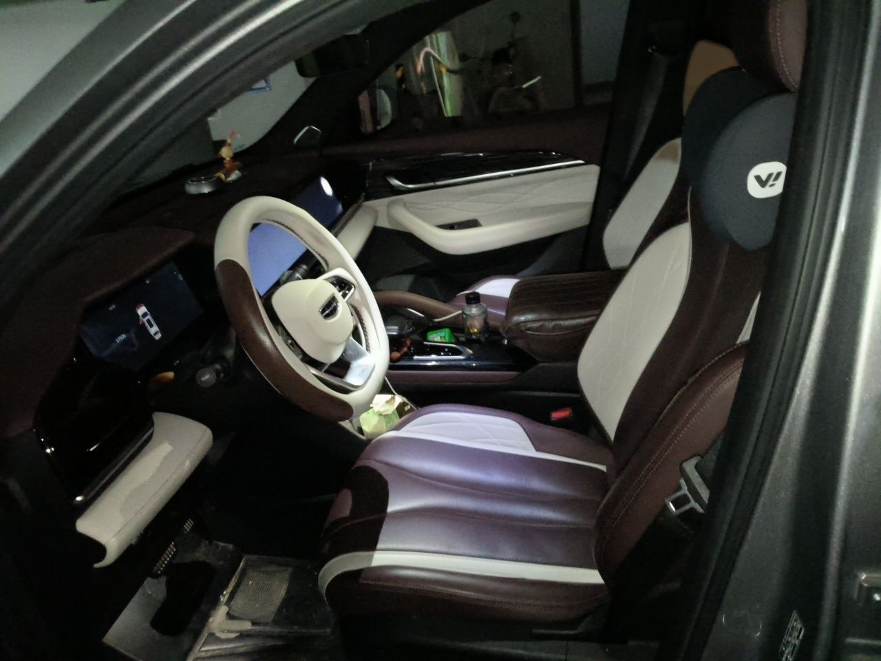 Geely Auto Monjaro L 2023 2.0TD High-Power Automatic Two-Wheel Drive Flagship Version — снимка 14