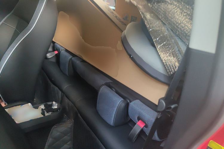 Used MINI Electric COOPER 2024 452km COOPER SE Artist Left Rear Seat