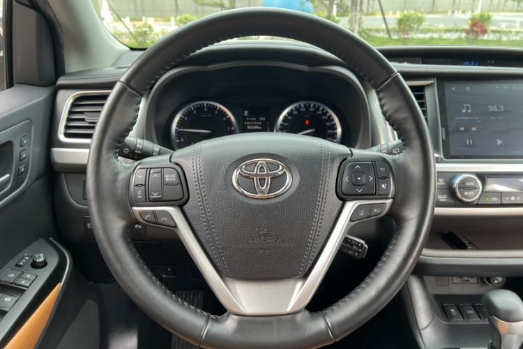 Used Toyota Highlander 2020 2.0T Four-Wheel Drive Millionth Anniversary Edition 7 Seats