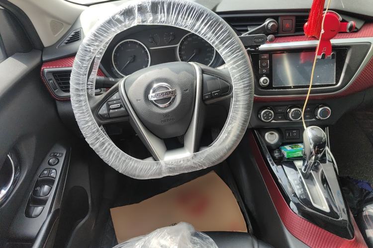 Used Nissan Lannia 2016 1.6L CVT Smart Cool Edition Steering Wheel