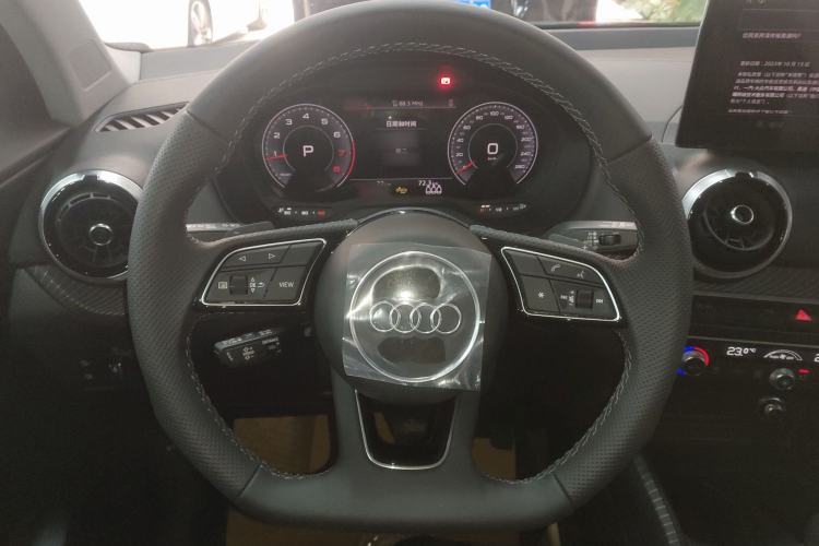 Used Audi Q2L 2025 35 TFSI Progressive Dynamic Edition