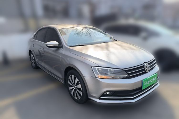 Used Volkswagen Sagitar 2018 1.6L Automatic Comfort Model Front Right 45 Deg