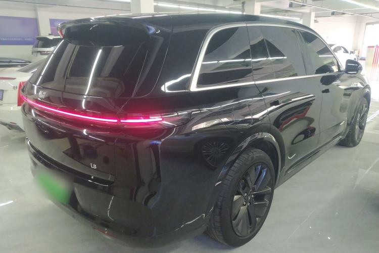 Used Li Auto L8 2023 Pro Model
