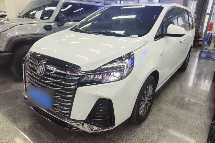 Used Buick GL8 2023 Facelifted Land Cruiser Executive Luxury Version