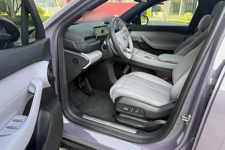 Used Nio EC6 2024 75 kWh Left Front Seat