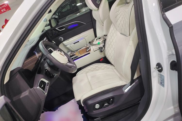 Used Hongqi E-HS9 2022 660 km Range Flagship Edition Four Seats
