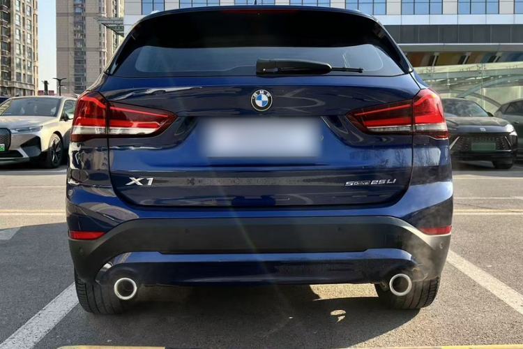 Used BMW X1 2020 sDrive25Li Leading Model
