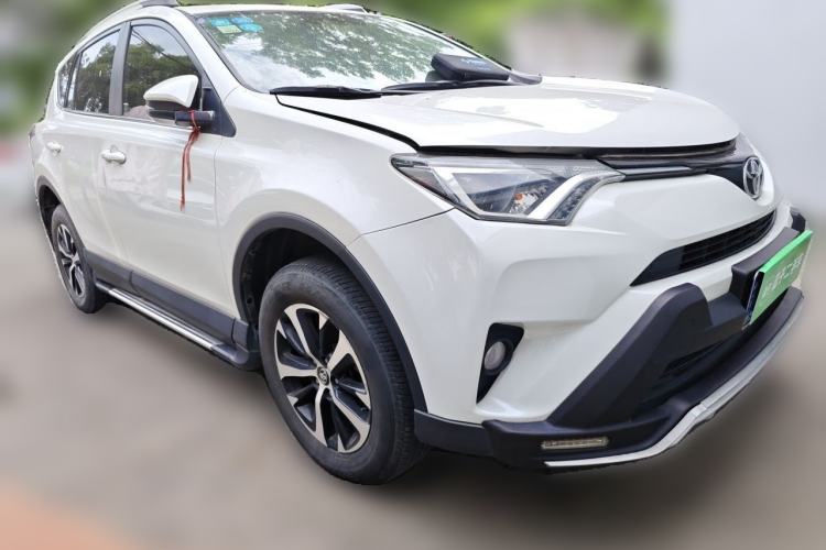 Used Toyota RAV4 2019 2.0L CVT Two-Wheel Drive Pioneer Edition China V Standard
