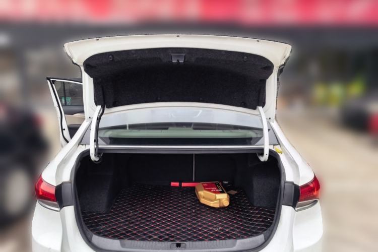 Used Buick GT 2018 15T Dual-Clutch Elite Model China V Standard Trunk