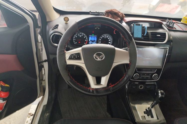 Used HYOSOW H2 2015 1.5L AMT Prestige Version BJ415C Steering Wheel