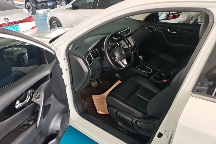 Used Nissan Qashqai 2022 2.0L CVT XV Smart Enjoyment Version Driver Seat