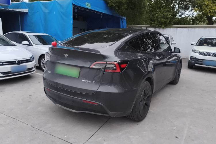 Used Tesla Model Y 2024 Rear-Wheel-Drive Version

