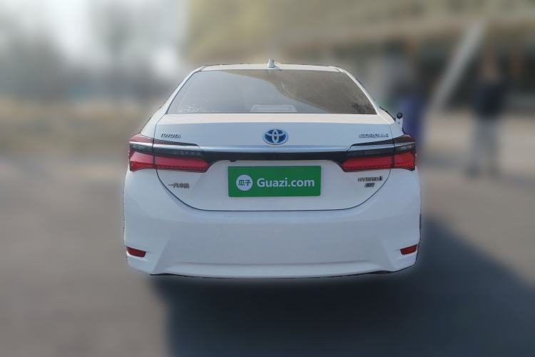 Used Toyota Corolla 2016 Dual-Engine 1.8L E-CVT Luxury Edition