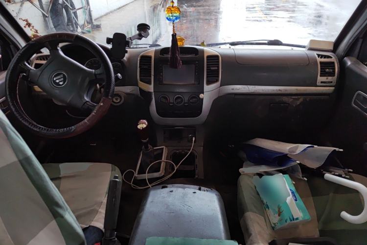 Used Foton Scenic 2014 2.5T Express Classic Long-Wheelbase Low-Roof Model 4J25TC
