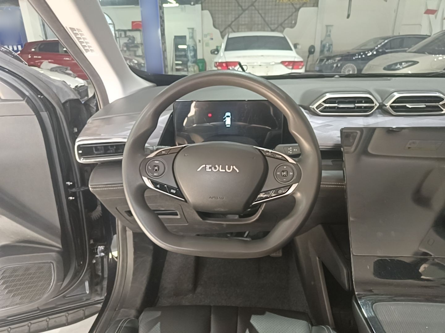 Dongfeng Aeolus SKY EV01 2024 445km PRO — снимка 19