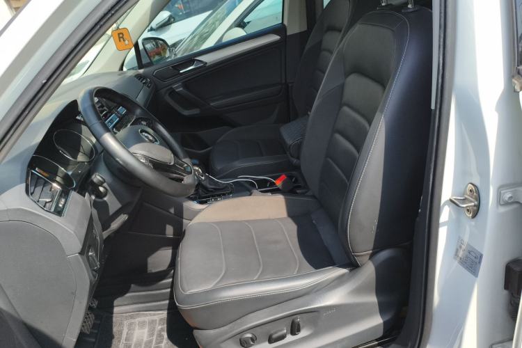 Used Volkswagen Tiguan L 2019 330TSI Automatic Two-Wheel Drive Smart Luxury Version China VI Standard Left Front Seat