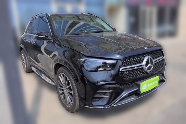 Used Mercedes-Benz GLE 2025-Year Restyled GLE 450 4MATIC Luxury Edition Front Right 45 Deg