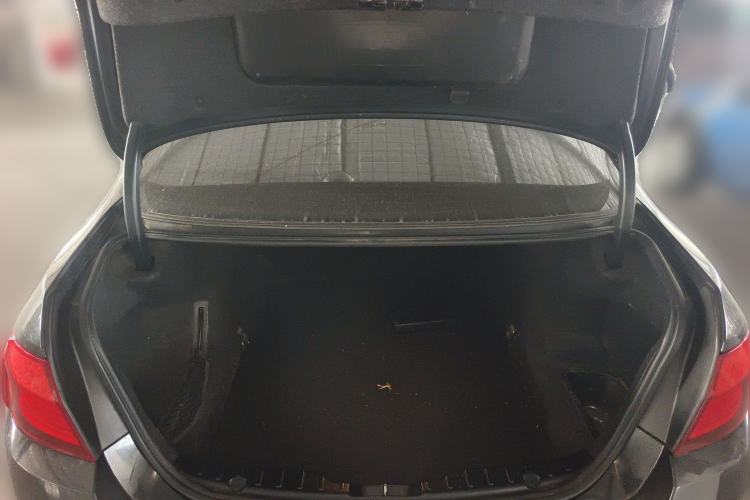 Used BMW 5 Series 2013 520Li Elegant Edition Trunk