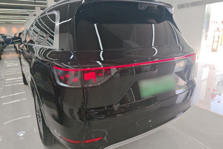 Used Hima AITO M9 2025 Extended-Range Ultra Version 52 kWh 6-Seater Rear Left 45 Deg