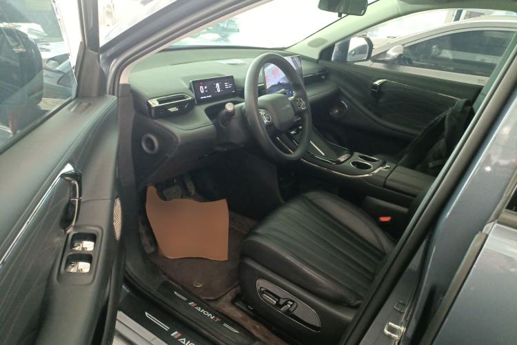 Used AION V 2024 Aion Tyrannosaurus 650 Smart Luxury Edition