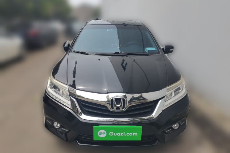 Used Honda Crider 2013 1.8L automatic luxury edition
