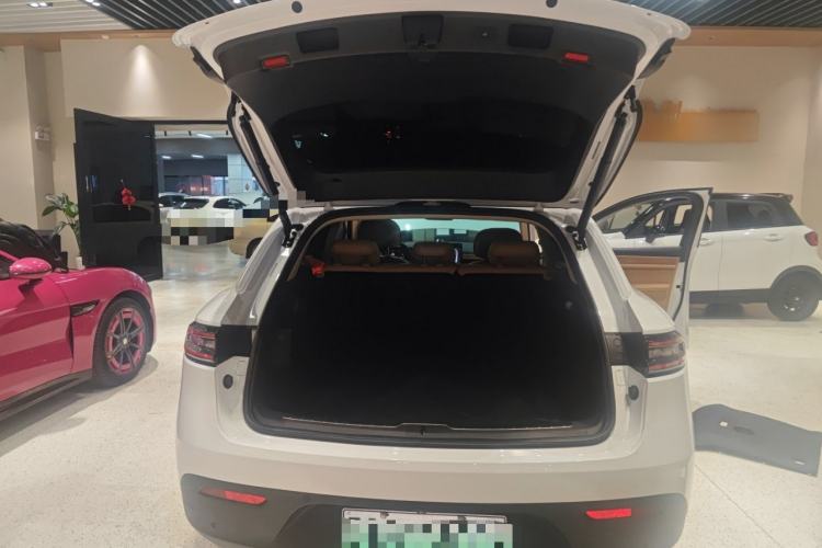 Used Hima AITO M5 2023 Extended-Range Four-Wheel Drive Intelligent Driving Version
