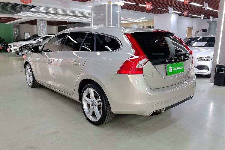 Used Volvo V60 2017 T5 Zhiya Edition China V Standard