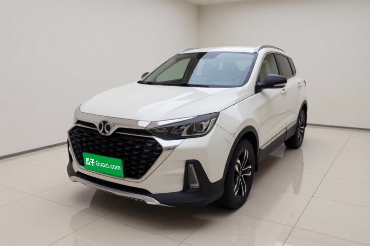 Used BAIC Beijing X5 2018 1.5T Manual Advance Version China V Guazi used car, China used car export, Used car for sale, Used cars, Cheapest cars for sale