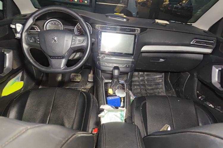 Used Peugeot 408 2019 230THP Automatic Luxury Edition China V Standard Center Console