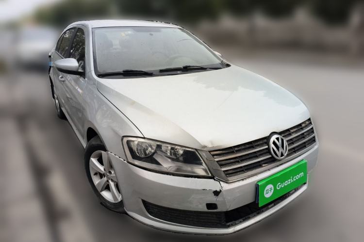 Used Volkswagen Lavida 2013 1.6L Manual Fashion Edition