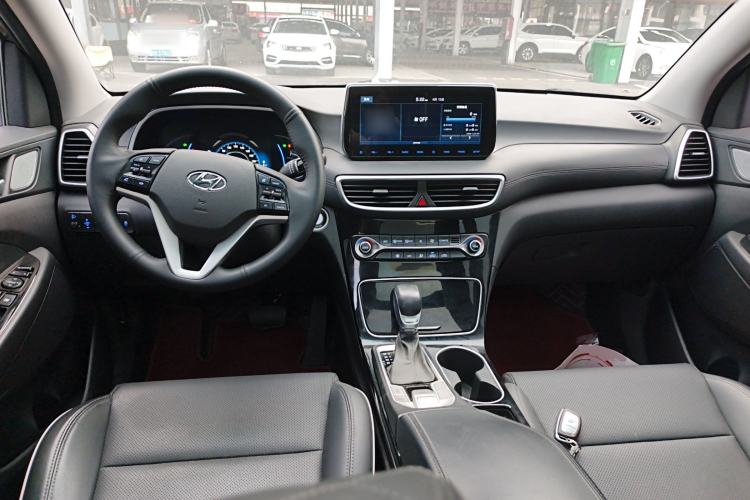 Used Hyundai Tucson 2020 280TGDi Two-Wheel-Drive GLS Fashion Edition China VI Standard
