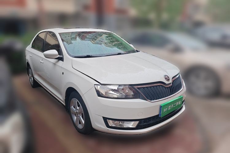 Used Skoda Rapid 2015 1.6L Manual Smart Selection Model Front Right 45 Deg